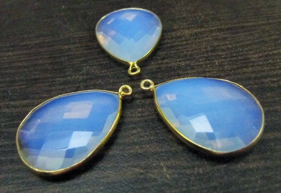 White Opalite Pear Shape Briolette Connector 20 x 25 mm Hydro Quartz Bezel Connector Charm Single loop Gemstone Bezel Connectors per piece