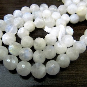 Natural White Rainbow Moonstone Round Faceted Beads 8-10mm Strand 10inches long High Quality Blue Flashy Beads Wholesale Prices