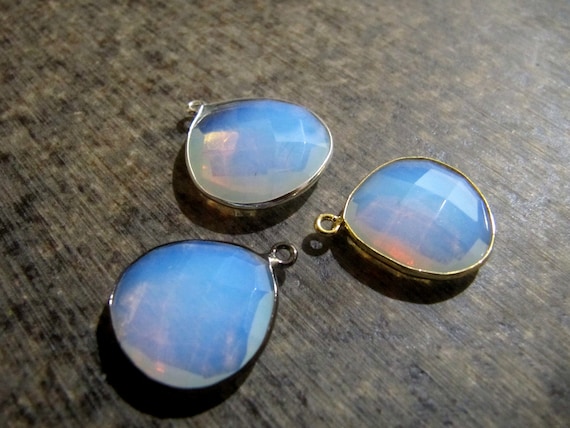 White Opal Quartz Heart Shape Briolette Faceted 20mm Single loop Bezel Connector Charm Choose the Plating Color Sold Per Piece