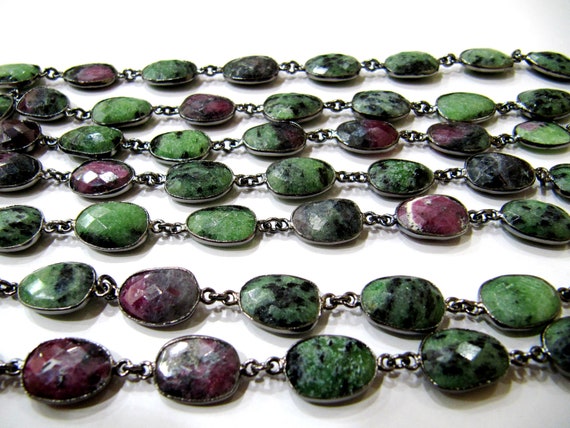 Natural Ruby Zoisite  Briolette Faceted Uneven Free Shape 10 to 15mm Gemstone Bezel Connector Chain Jewelry Making Chain Choose the plating