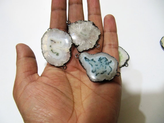 2 Pieces Set of Natural White Solar Quartz Stalactite Slice Connectors Size 1 to 2inch,Double Loop Black Oxidized Electroplated Agate Charm