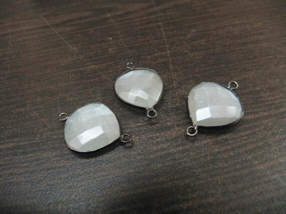 4Pc.-  Natural White Moonstone Heart/Pear Shape Faceted Connectors Double Loop Bezel Connectors 15 mm Size Gemstone Connector Charms