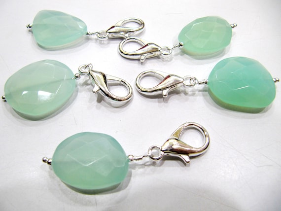 Natural Gemstone Pet Charms Pendants Animal Crystal Healing Charms 20 to 25mm Designer Pendants Sold Per Piece