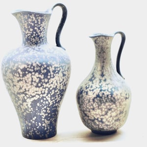 Two Gunnar Nylund vases made for Rörstrand, highest 21cm