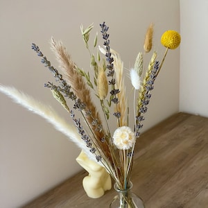 New Minimalist Dried Flowers Petite Bouquet Arrangement image 1