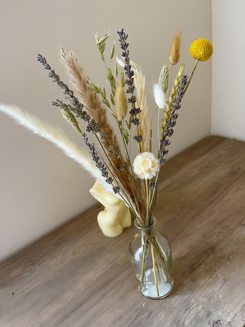 New Minimalist Dried Flowers Petite Bouquet Arrangement image 1