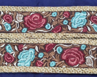 Vintage Indian Sari Border, Embroidered Floral Trim with Sequins