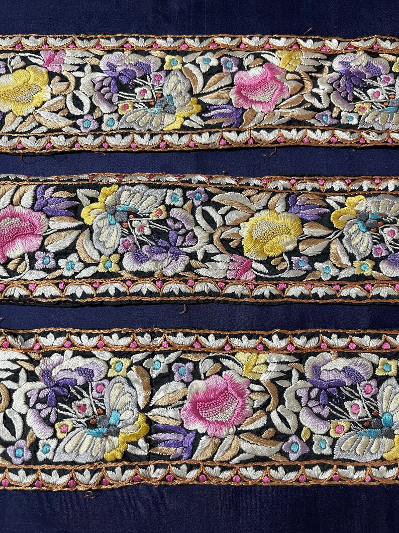 Vintage Parsi Embroidery Border Saree Trim 7 Meters image 3