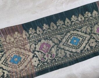 Vintage Banarasi Silk Saree Border: Indian Brocade Trim