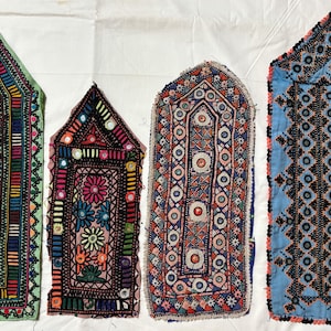 Wholesale Lot Vintage Afghani Indian Tribe Patch Handmade Embroidered Pocket Embellishment Afghan Pocket Patches Beads & Mirrorwork
