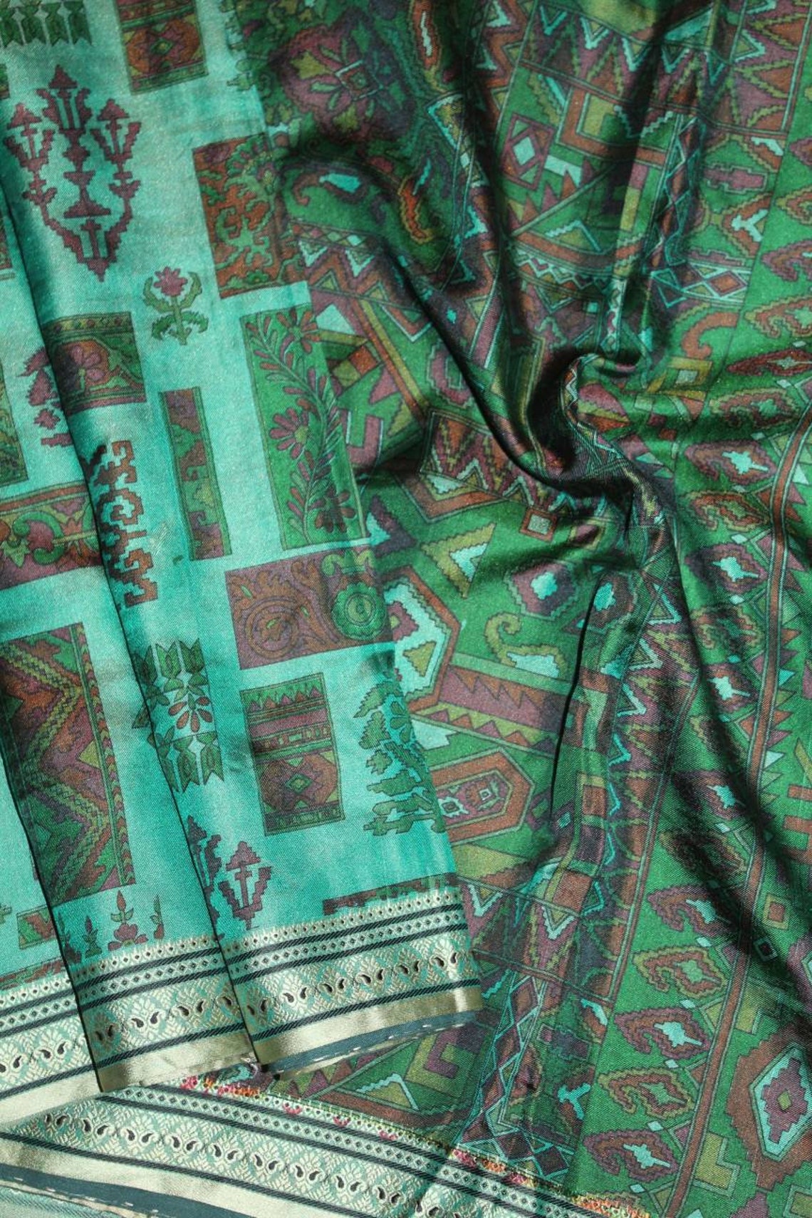 Vintage Saree 100% Pure Silk Indian Sari Silk Fabric by Yards | Etsy