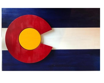 Bandera de Colorado de madera - Bandera de madera afligida - Colorado Wall Art - Colorado Gift - Rustic Colorado Flag - Housewarming Gift - Flag Wall Hanging