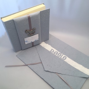 Album foto bimbo personalizzato con busta coordinata, completo album e busta in carta cotone cucita a mano, idea regalo, bomboniera madrina