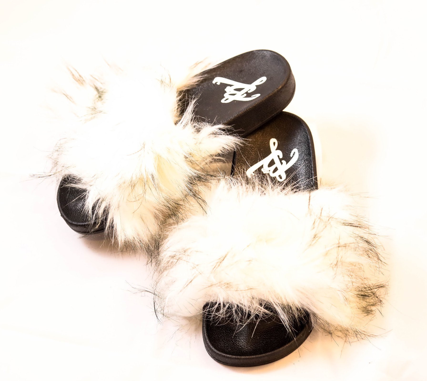 mens fur slides
