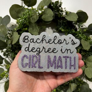 Bachelor Abschluss in Mädchen-Mathe