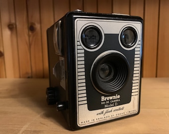 Brownie Six-20 Camera Model D
