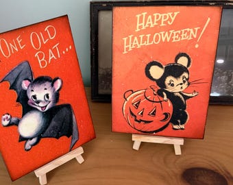 Vintage Kitsch Halloween Plaque Set: 1950s Halloween Animals, Bat and Mouse with Pumpkin