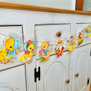 Vintage Easter Banner Retro Vintage Easter Decor Spring Garland Kitsch Die Cut Chicks and Ducklings Handmade Retro Easter Cards 1950s