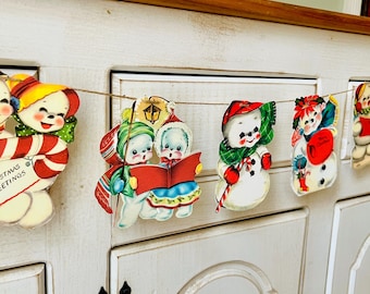Retro Snowman Christmas Banner: Kitschmas Snowman Garland