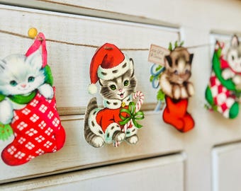 Retro Cat Christmas Kitten Banner: Kitschmas Vintage Holiday Kitty Garland