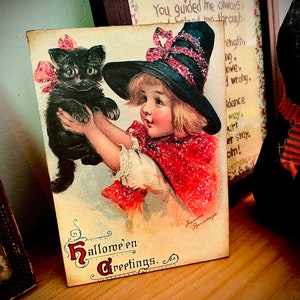 Vintage Style Halloween Decor Plaque Shelf Sitter Kitsch Witch Black Cat Cute Retro Halloween Plaque Witch Sign Halloween Decoration Fall