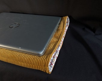 Pochette liseuse, ordinateur, tablette, livre fait main