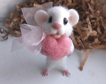 St. Valentine's Day Felted Mouse with Heart: Handmade Wool Valentine's Gift