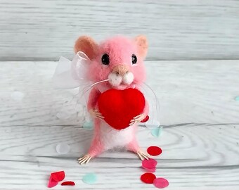 St. Valentine's Day Felted Pink Mouse with Heart: Handmade Wool Valentine's Gift