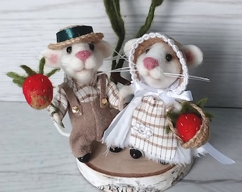 Needle felted  mice miniature in country style wedding gift for a couple