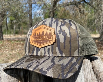 Benutzerdefinierte Camo-Leder-Patch-Mütze, Mossy Oak, Realtree, Lasergravur, individuelles Firmenlogo, Jagd-Werbegeschenk, personalisierte Unisex-Trucker-Kappe