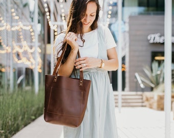 Personalisierte Vollnarbenleder Einkaufstasche - Klassische Abbie Braune Geldbörse aus Leder | Handgefertigte Ledertaschen für Jubiläums- & Geburtstagsgeschenke