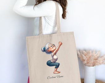 Tote Bag met inspirerende yoga oma illustratie, perfect cadeau voor fitnessliefhebbers