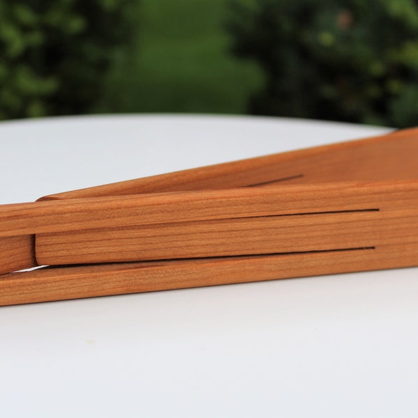 Wooden Salad Tongs (Cherry)
