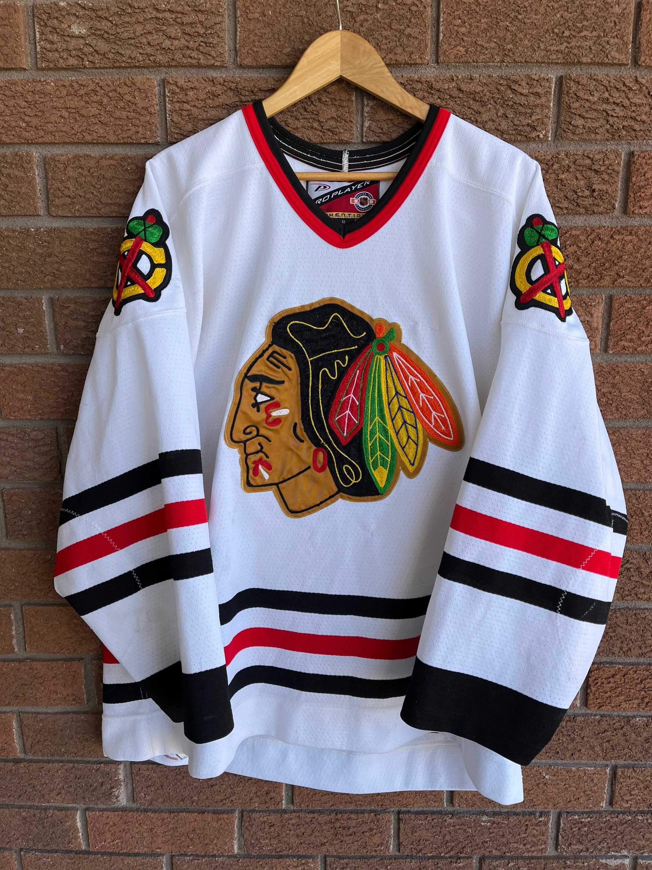 Adidas NHL Chicago Blackhawks Authentic Pro Home Jersey - Patrick Kane -  NHL from USA Sports UK