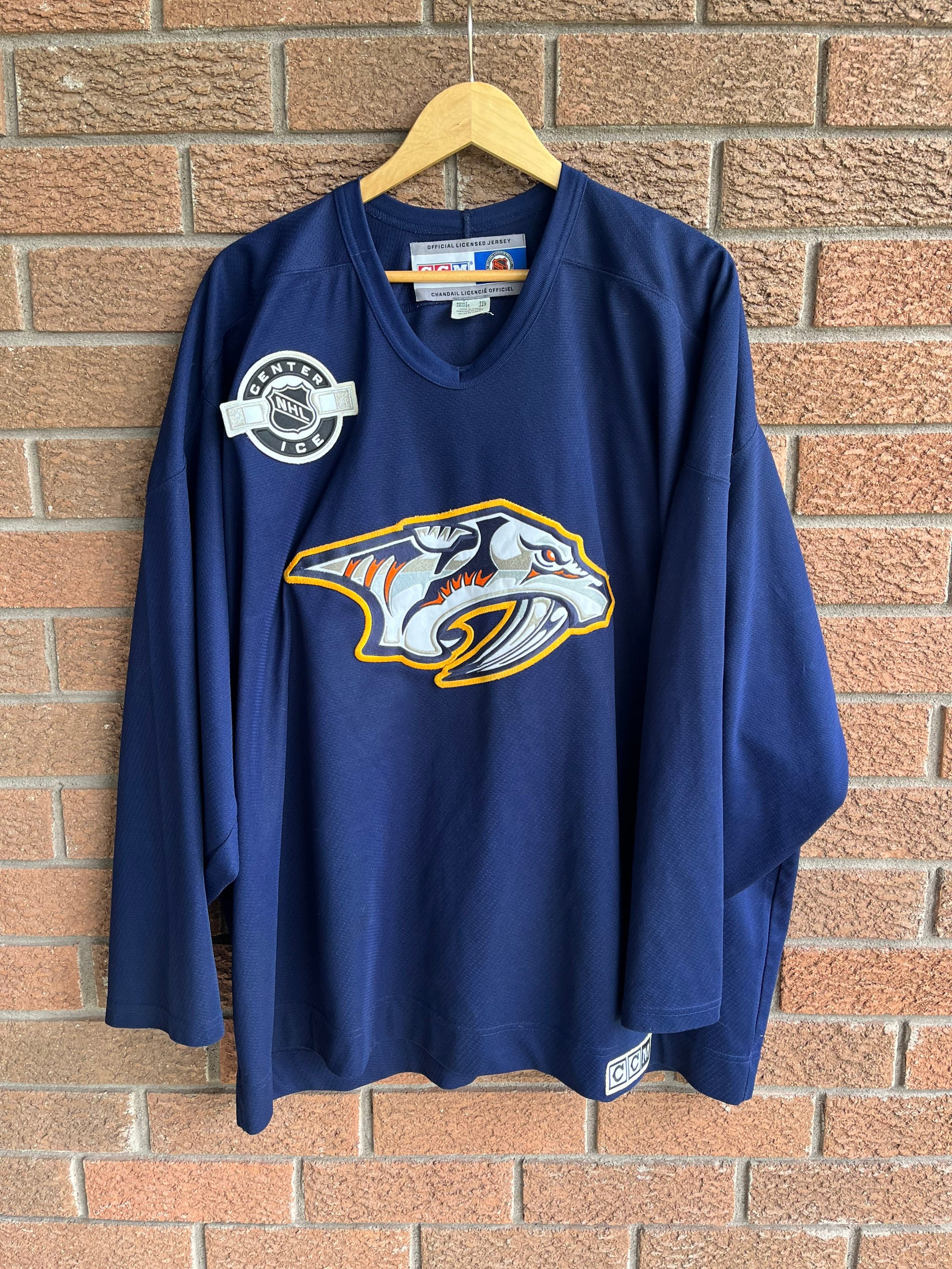 Vintage Nashville Predators Jersey Medium 