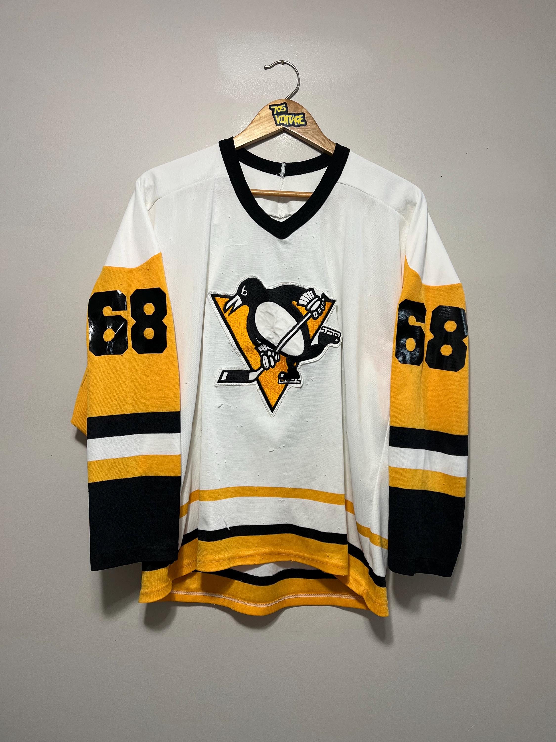 Vintage Jaromir Jagr Pittsburgh Penguins NHL CCM Jersey