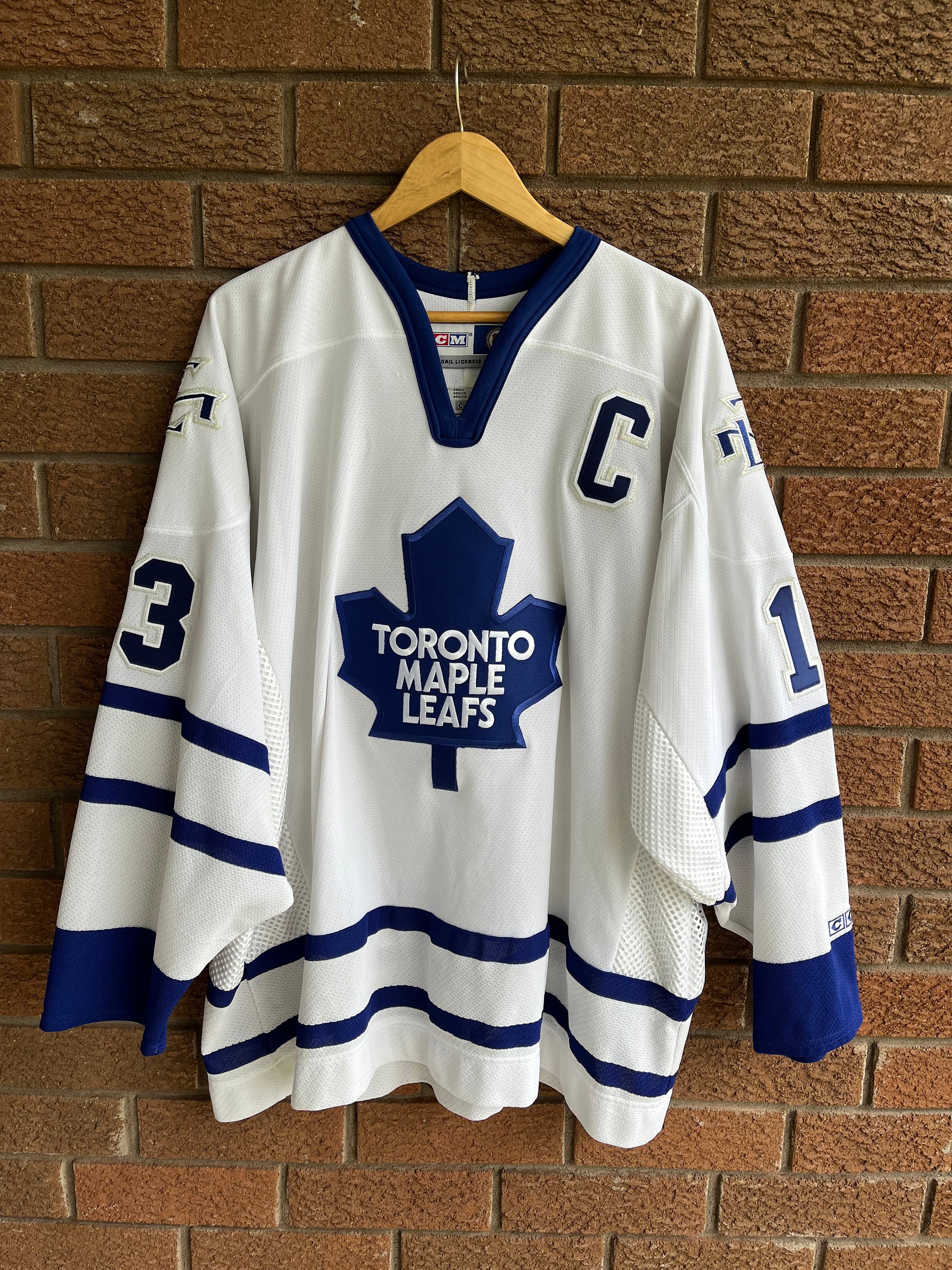 Ebbets Field Flannels Toronto Maple Leafs 1960 Home Jersey