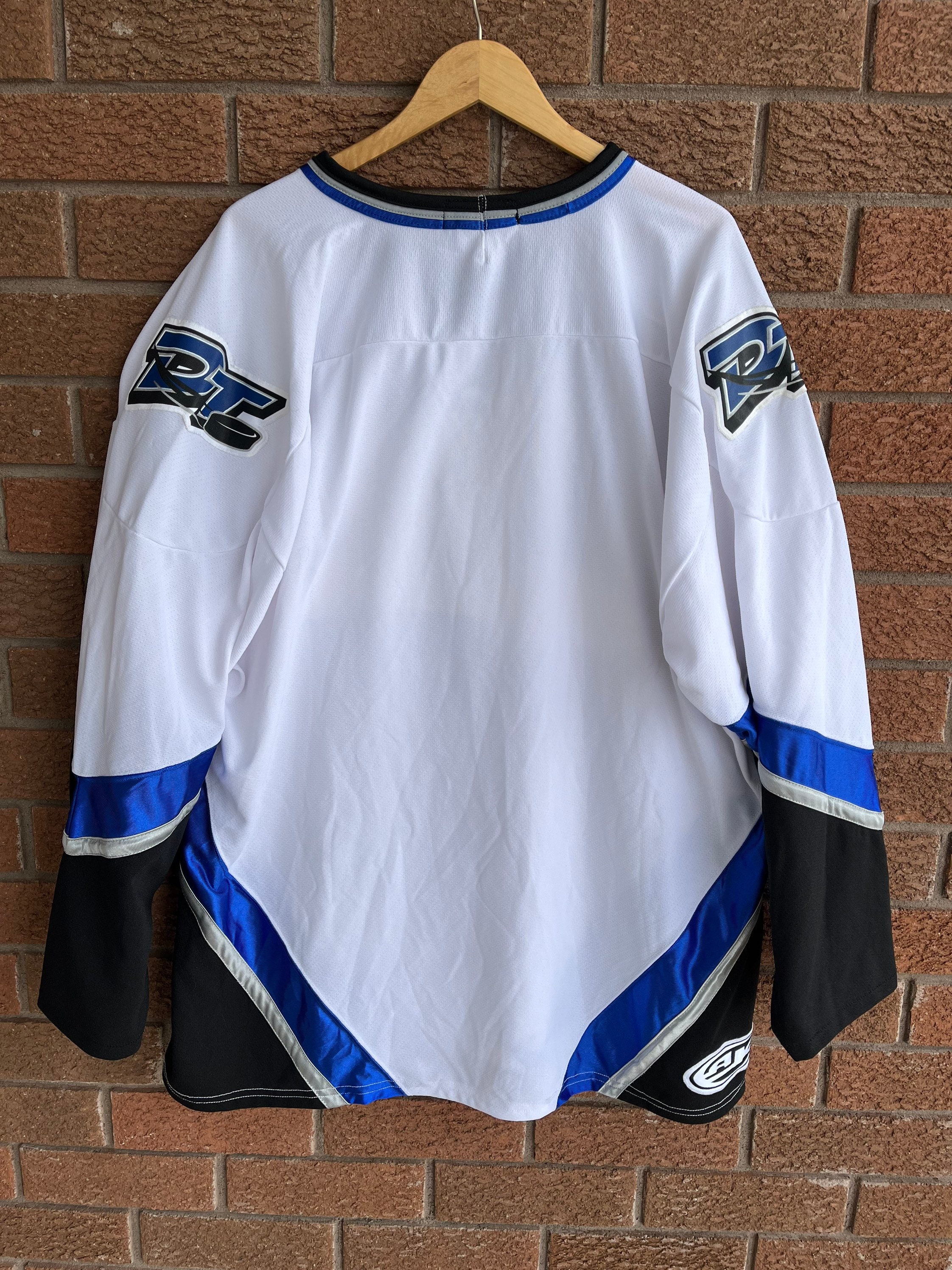 Danbury Trashers Ice Hockey (UHL) Essential T-Shirt for Sale by  NoFilterApparel