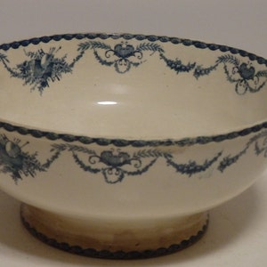 old Longwy earthenware fruit bowl, Lavoisier model