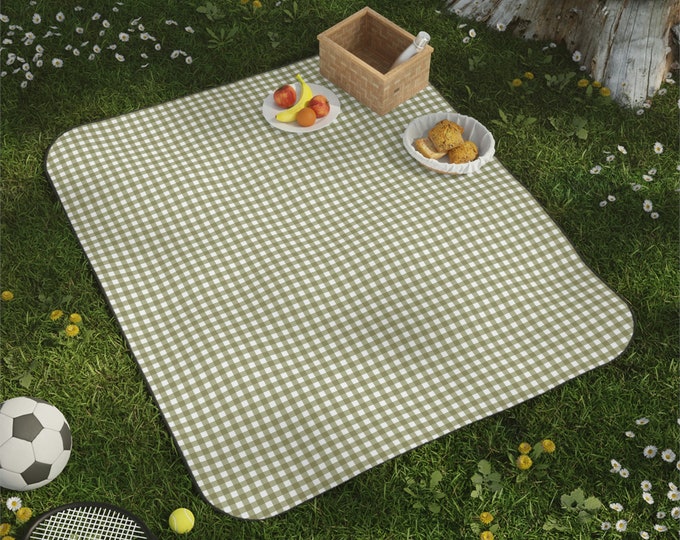 Sage Green Gingham Picnic Blanket l Vintage Themed Picnic Blanket l Rainbow Waterproof Picnic Blanket