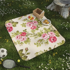 Vintage Rose Picnic Blanket l Vintage Themed Picnic Blanket l Waterproof Picnic Blanket l Beach Blanket