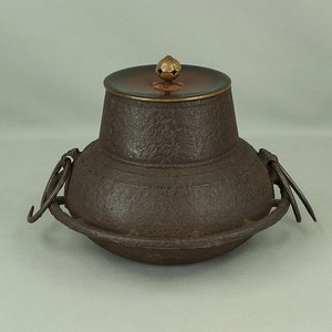 Chagama Iron Tea Kettle &#39;No Leak&#39; 2310g early 20th century Japanese tea ceremony utensil V970