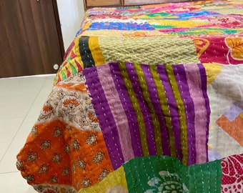 Boho Patchwork Kantha Quilt Indisch Vintage Einzigartige Applikation Kantha Decke Reversible Tagesdecke Tagesdecke Geschenke für Sie