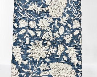 Graue Minimal Blumen Print Baumwolle Kantha Quilt, Bettüberwurf und Baumwolldecke