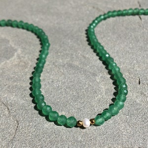Aventurine Crystal Necklace, Green Aventurine Bead Choker, Tiny Gemstone Crystal and Pearl Jewelry, Dainty Choker Handmade Gift for Her Boho