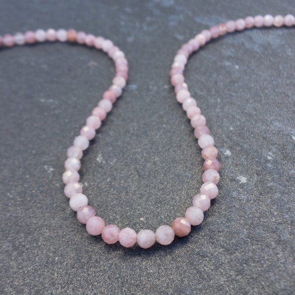 Pink Quartz Necklace, Rose Quartz Necklace, Faceted Quartz Bead, Pink Dainty Choker, Pink Beaded Necklace, Crystal Choker, for Women