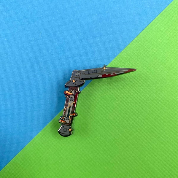 De laatste van ons Ellie's Switch Blade harde emaille pin | Emaille pin | Cordyceps | Ellie Emaille Pin | Joel Emaille Pin