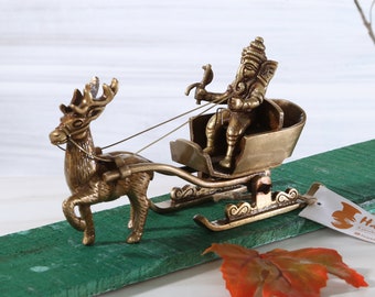 Brass Santa as Ganesha Showpiece, Showpieces for Home Decor, Ganesha on Chariot Showpiece