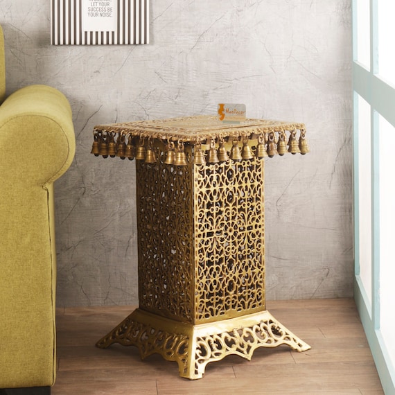 Corner decorative table deals