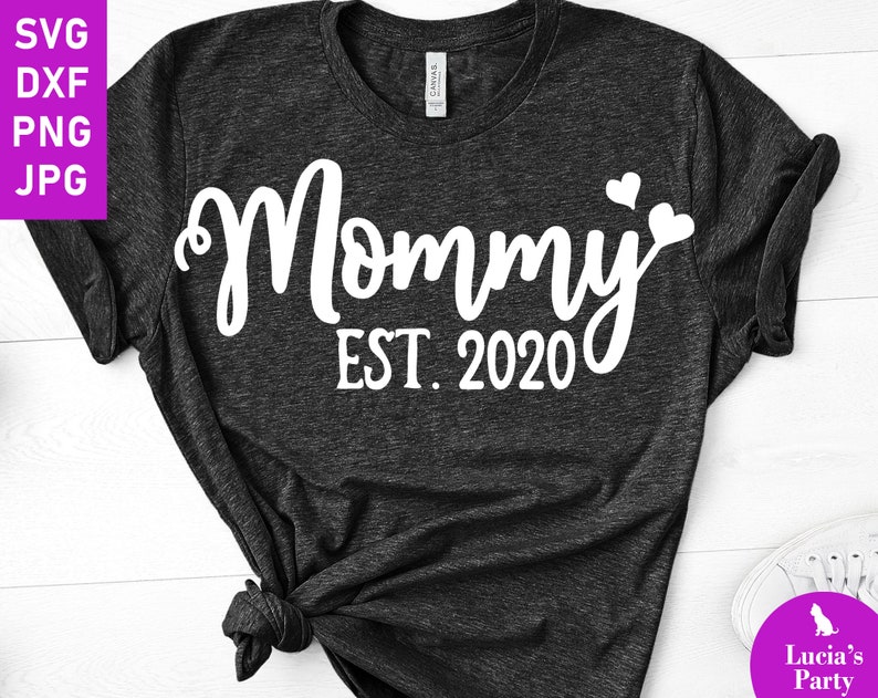 Download Mommy Est 2020 svg Pregnancy announcement svg New mom svg ...